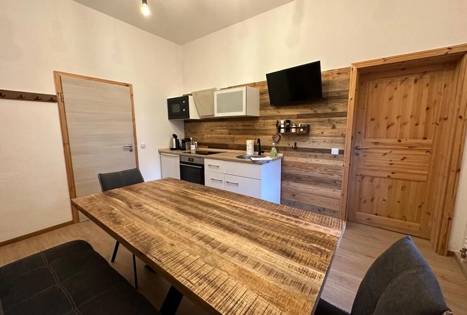 Apartment Ferienwohnungen Schweizerhaus Dresden
